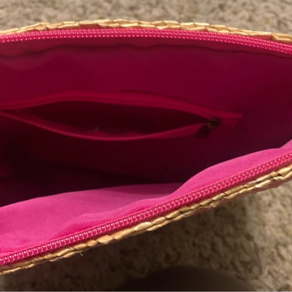 NWT Cruise Club pink/tan striped summer straw crossbody with corded/beaded strap - Picture 7 of 10